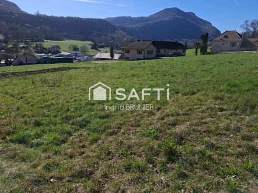 Terrain constructible à vendre 105 000 € 791 m² de terrain Saint-Pierre-de-Curtille 73310