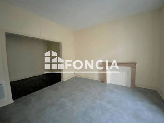 Appartement à louer 490 € 2 pièces 1 chambre 42,9 m² 1er étage Bourgueil 37140