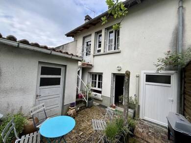Maison à vendre 54 800 € 4 pièces 3 chambres 97 m² 309 m² de terrain Rochechouart 87600
