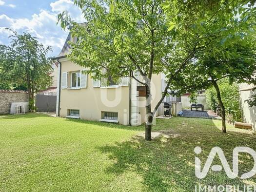 Maison à vendre 1 198 000 € 7 pièces 5 chambres 143 m² 430 m² de terrain La Varenne Saint-Maur-des-Fossés 94210