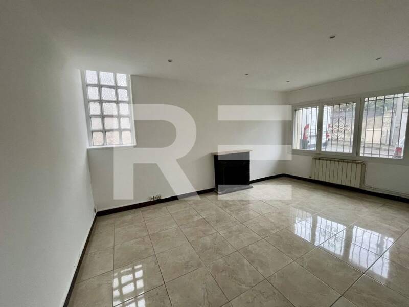 Maison à louer, 61m², NIMES