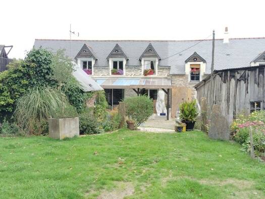 Maison à vendre 347 400 € 7 pièces 5 chambres 233 m² 2 400 m² de terrain Saint-Just 35550
