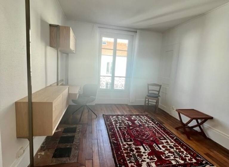 Appartement à louer 1 248 € 2 pièces 1<br/>chambre 39 m²<br/>superficie 4/5<br/>étage Henri Barbusse Levallois Perret 92300