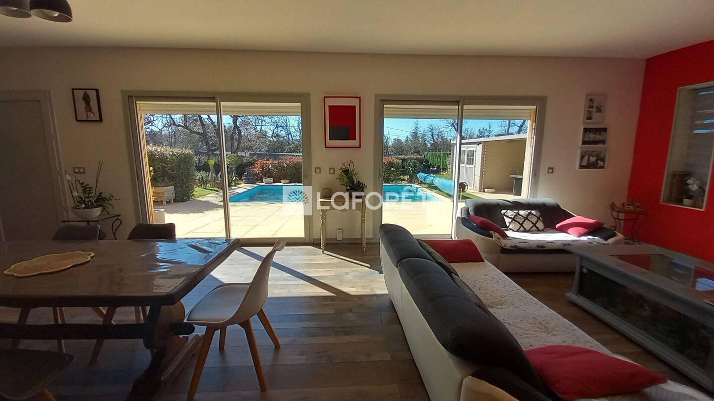 Maison à vendre, 145m², SAINT SATURNIN LES APT