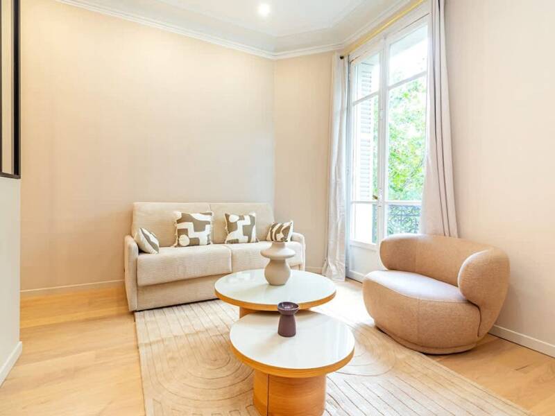 Maison à louer, 0m², PARIS 17E
