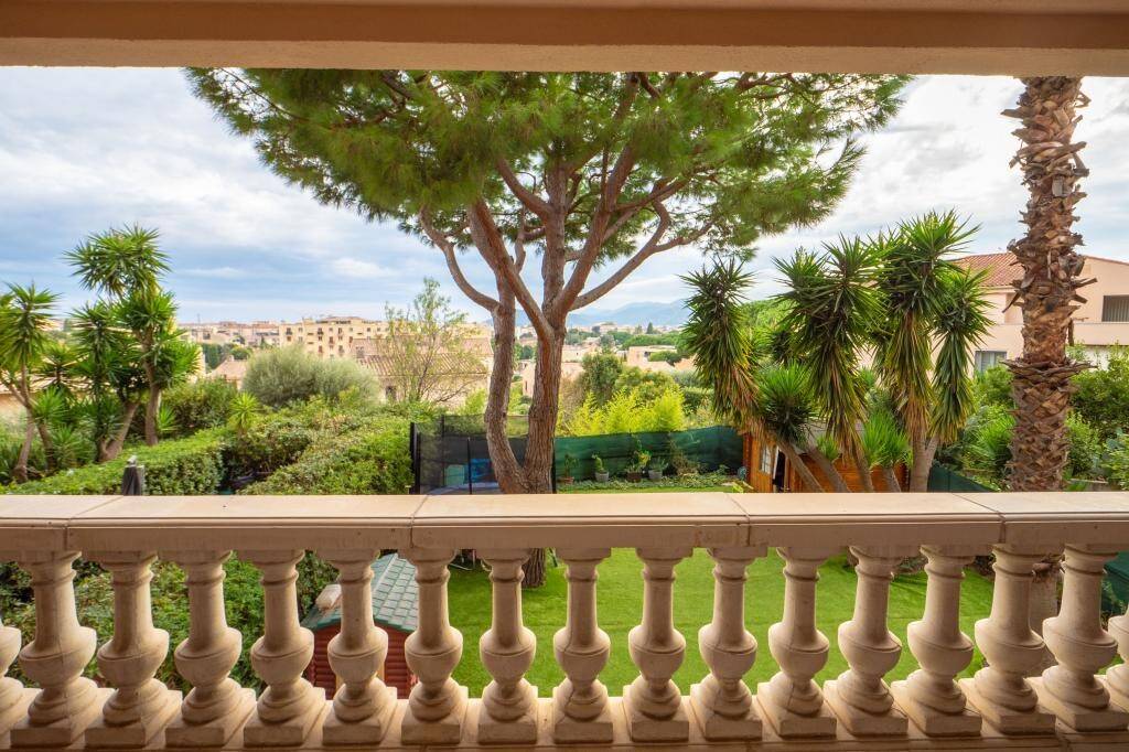 Maison à louer, 31m², CANNES