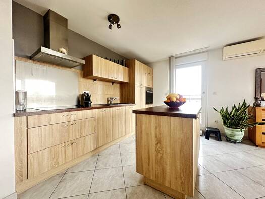 Appartement à vendre 415 000 € 6 pièces 4 chambres 118 m² Étage 3/3 Essert 90850