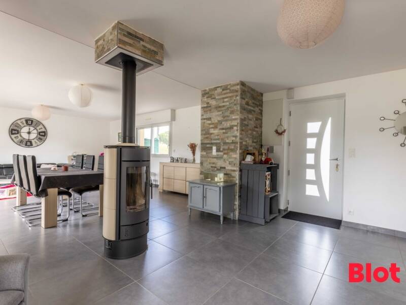 Maison à vendre, 154m², LA MEZIERE