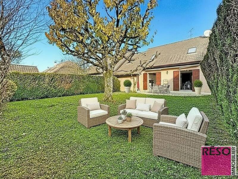 Maison à vendre, 118m², ETREMBIERES