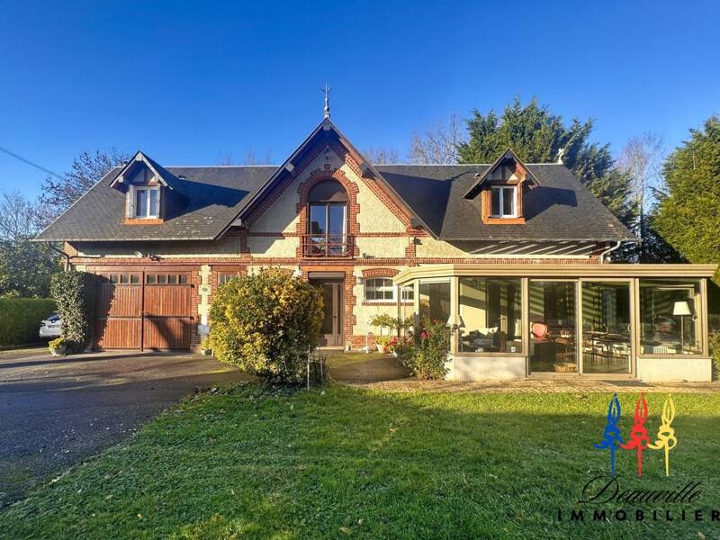 Maison à vendre, 143m², BONNEVILLE SUR TOUQUES