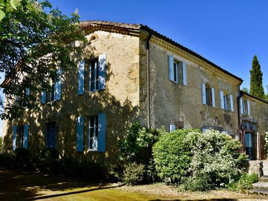 Maison à vendre 1 300 000 € 12 pièces 7 chambres 426 m² 16 000 m² de terrain Bazian 32320