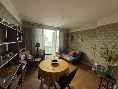 Appartement à vendre 59 360 € 4 pièces 3 chambres 74 m² Étage 2/4 Centre Ville Gueret 23000
