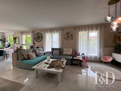 Maison à vendre 605 000 € 10 pièces 1 chambre 320 m² Centre Soissons 02200