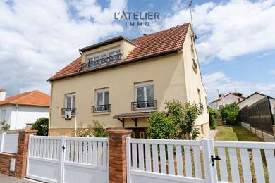 Maison à vendre 164 900 € 7 pièces 4 chambres 138 m² 524 m² de terrain Cité du Nord Laon 02000