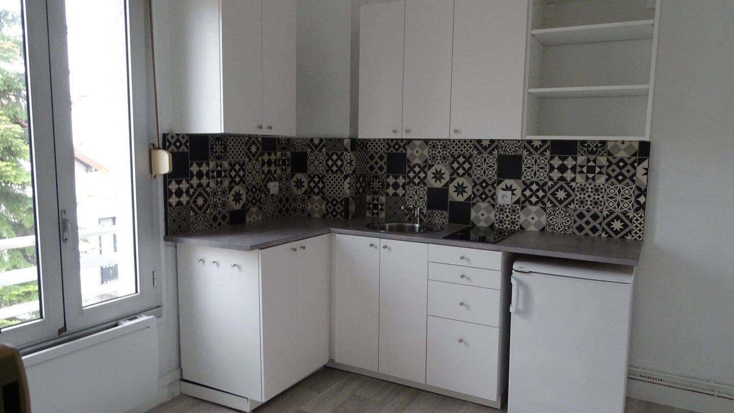 Maison à louer, 22m², ISSY LES MOULINEAUX