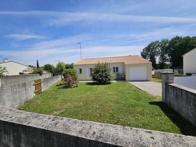 Maison à louer 820 € 4 pièces 3 chambres 75 m² 453 m² de terrain Coex 85220