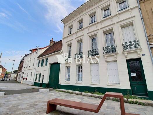 Espace bureau à louer 845 € 56 m² de bureaux Pont-de-l'Arche 27340