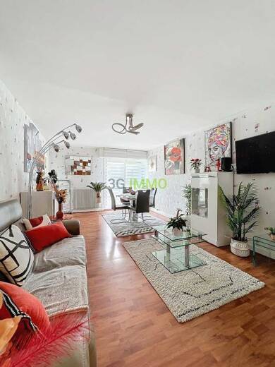 Appartement à vendre 240 000 € 4 pièces 2 chambres 73 m² Étage 2/6 Quartier Nord Niort 79000