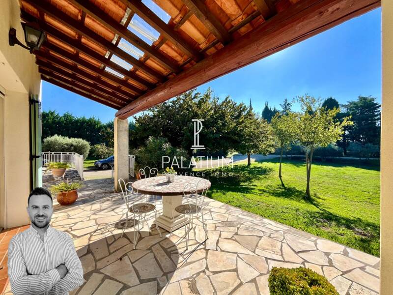 Maison à vendre, 150m², EYGUIERES