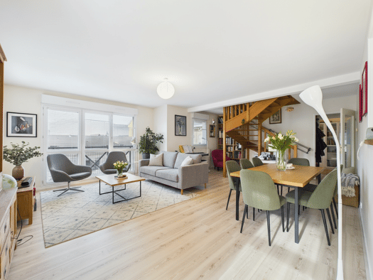 Duplex à vendre 319 000 € 5 pièces 4 chambres 125 m² Étage 4/4 Chambéry 73000