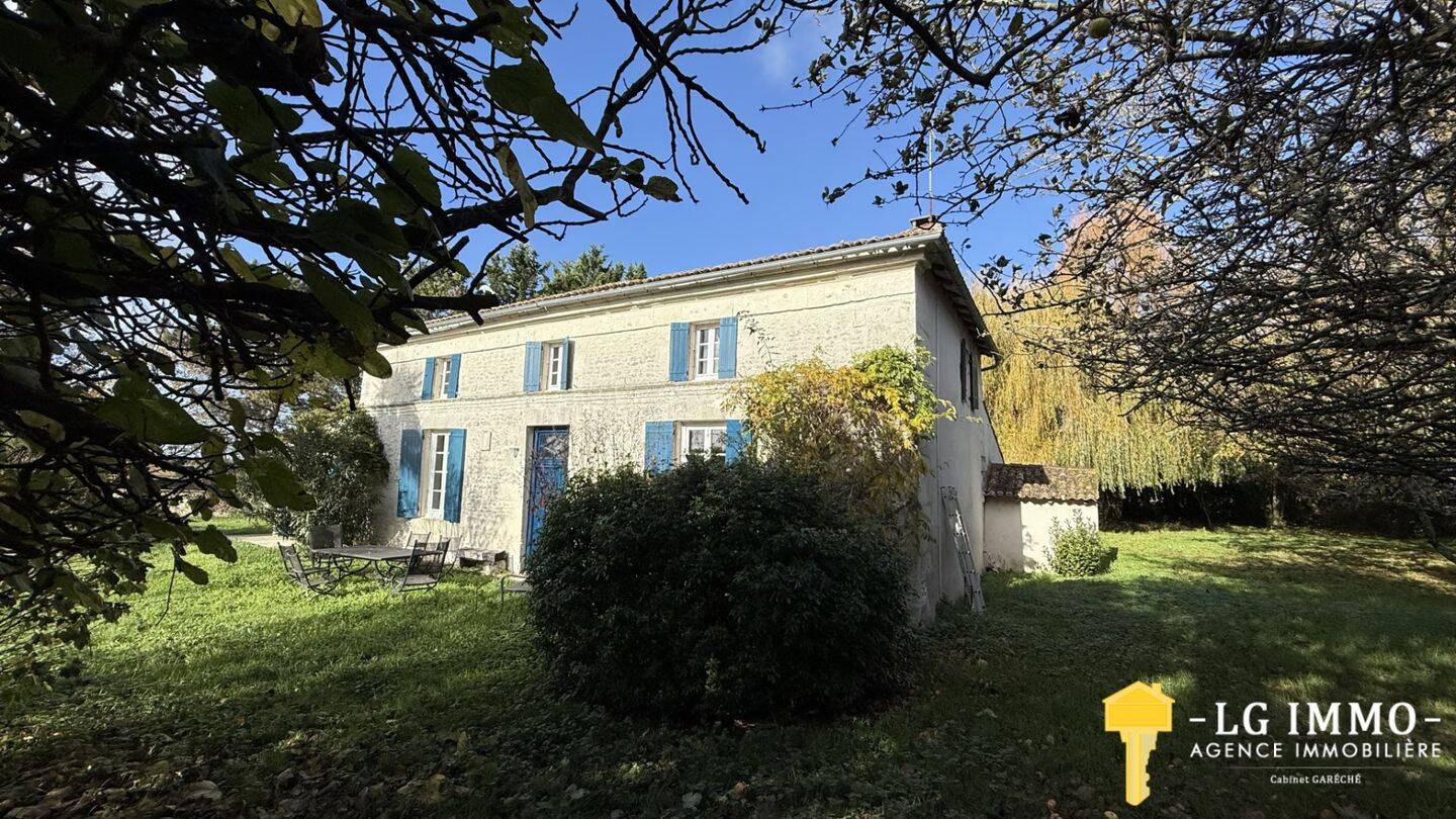 Maison à vendre, 200m², MORTAGNE SUR GIRONDE