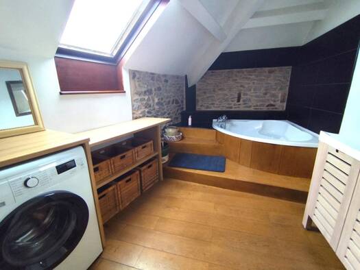 Duplex à louer 760 € 4 pièces 3 chambres 85 m² Étage 3/3 Centre Ville Saint-Brieuc 22000