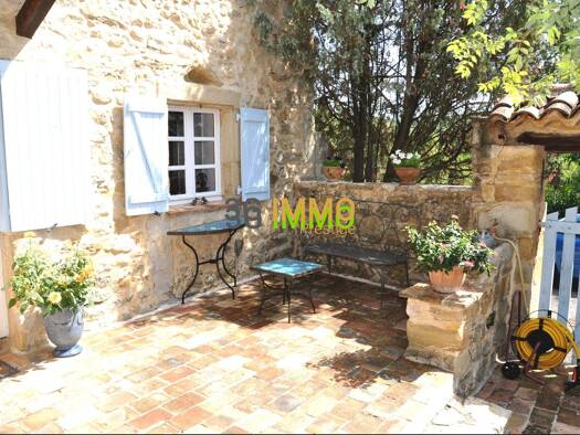 Maison à vendre 630 000 € 5 pièces 4 chambres 165 m² 5 486 m² de terrain Mons 30340