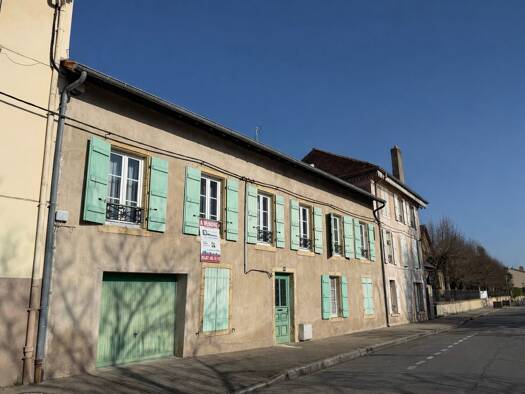 Maison à vendre 329 000 € 5 pièces 3 chambres 219 m² 322 m² de terrain Longeville-lès-Metz 57050