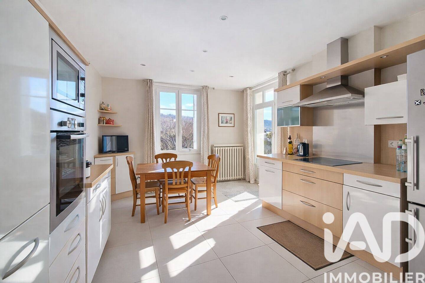Maison à vendre, 133m², VALS PRES LE PUY