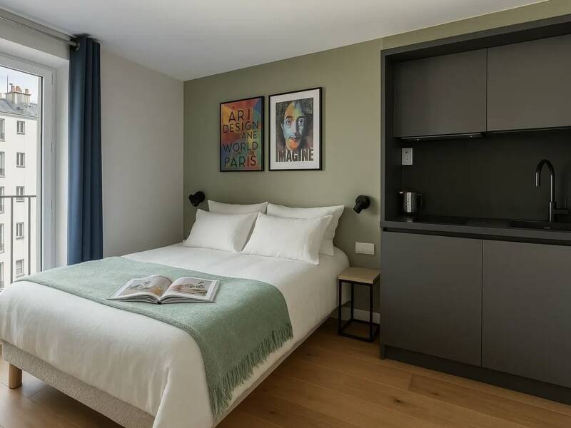 Maison à louer, 13m², PARIS 18E