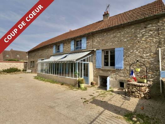 Maison à vendre 295 000 € 5 pièces 3 chambres 208 m² 591 m² de terrain Montereau-sur-le-Jard 77950