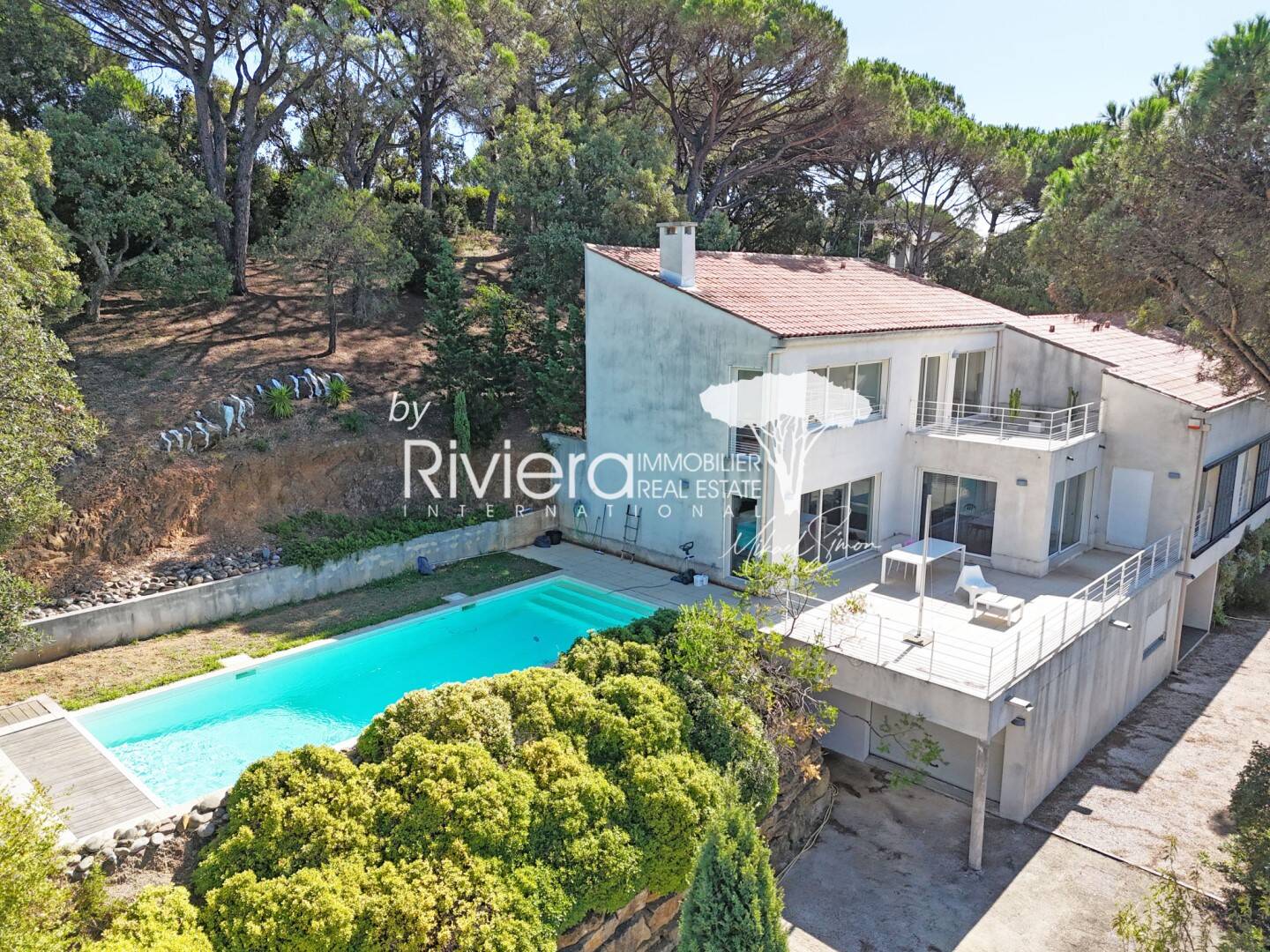 Maison à vendre, 243m², LA CROIX VALMER