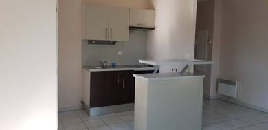 Appartement à louer 730 € 3 pièces 2 chambres 55,3 m² 2ème étage Gond Dax 40100