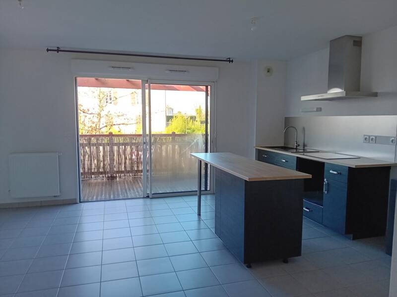 Maison à louer, 62m², SAUBION