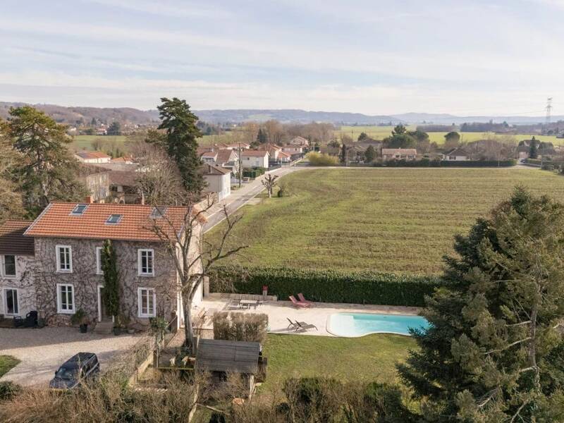 Maison à vendre, 221m², ESTRABLIN