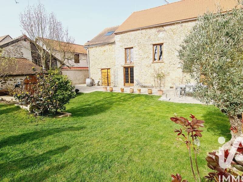 Maison à vendre, 228m², FONTENAY LES BRIIS