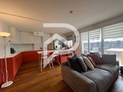 Appartement à vendre 270 000 € 4 pièces 3 chambres 79 m² RDC/4 La Commanderie Élancourt 78990