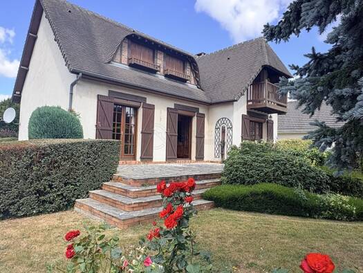 Maison à vendre 270 000 € 6 pièces 4 chambres 115 m² 576 m² de terrain Yvetot 76190