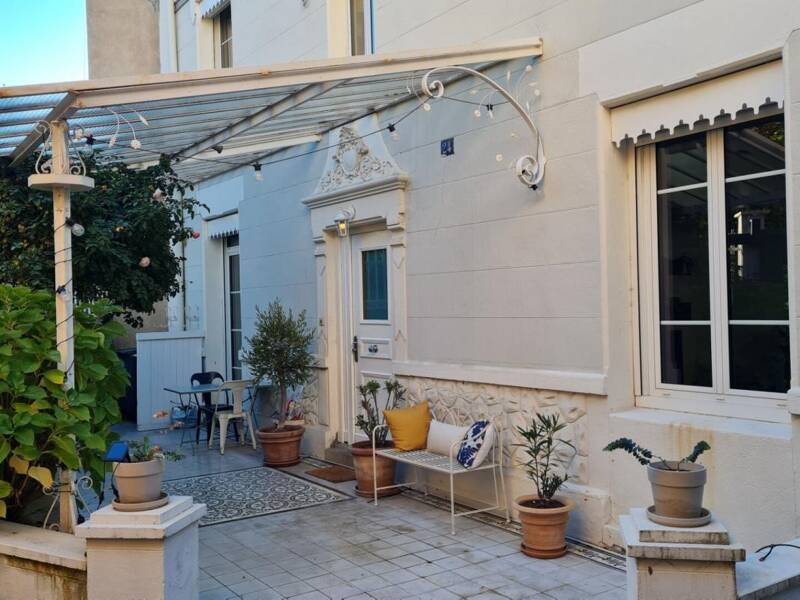 Maison à vendre, 275m², SAINT ETIENNE