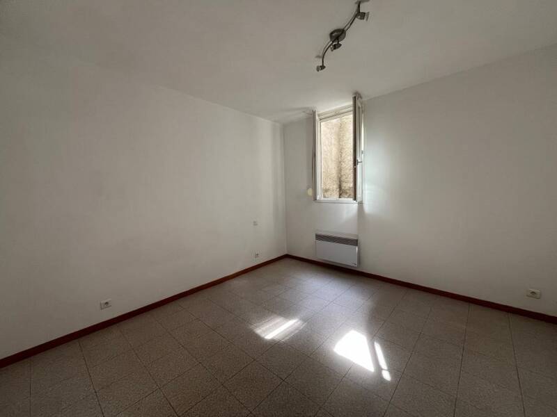 Maison à louer, 47m², CALVISSON