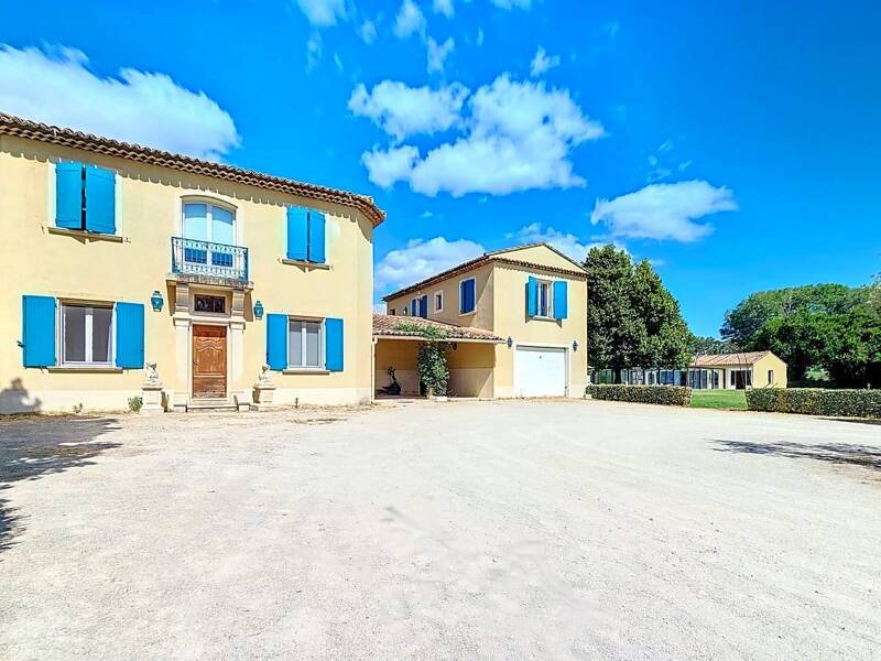Maison à vendre, 653m², MOURIES