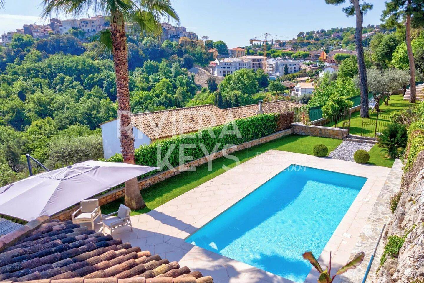 Maison à vendre, 190m², GATTIERES