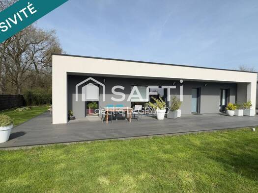 Maison de plain-pied à vendre 349 500 € 4 pièces 2 chambres 104 m² 763 m² de terrain Cavan 22140