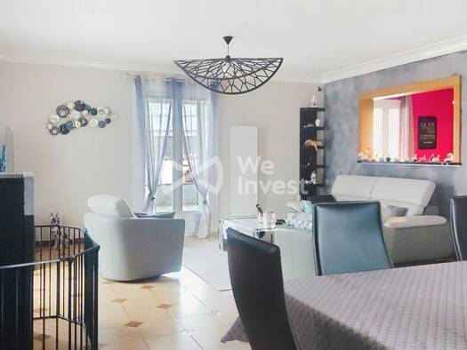 Maison à vendre 359 900 € 9 pièces 4 chambres 200 m² Saffré 44390