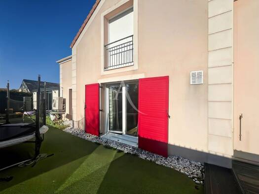 Maison à vendre 388 500 € 6 pièces 4 chambres 130 m² 274 m² de terrain Sablons-Ombrages-Moissons Vauréal 95490