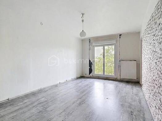 Appartement à vendre 64 000 € 2 pièces 1 chambre 48,05 m² Étage 4/5 Est Sud Centre Sézanne 51120