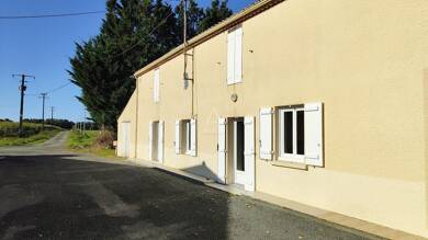 Maison à vendre 178 000 € 4 pièces 2 chambres 100 m² 790 m² de terrain Venansault 85190