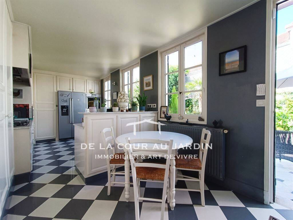 Maison à vendre, 270m², NOGENT LE ROI