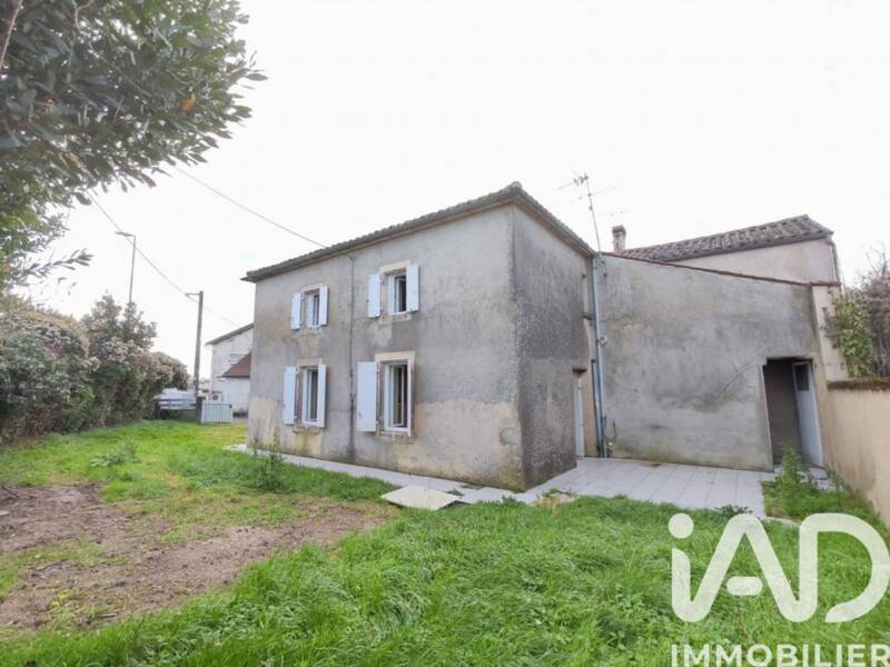Maison à vendre, 77m², SURGERES