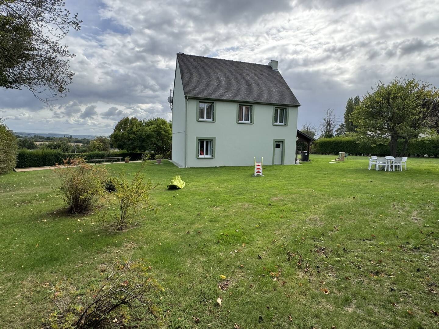 Maison à vendre, 104m², SAINT MARTIN AUX CHARTRAINS